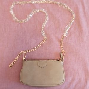 Small chain bag